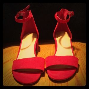 Classy Red Heels; new without box size 8